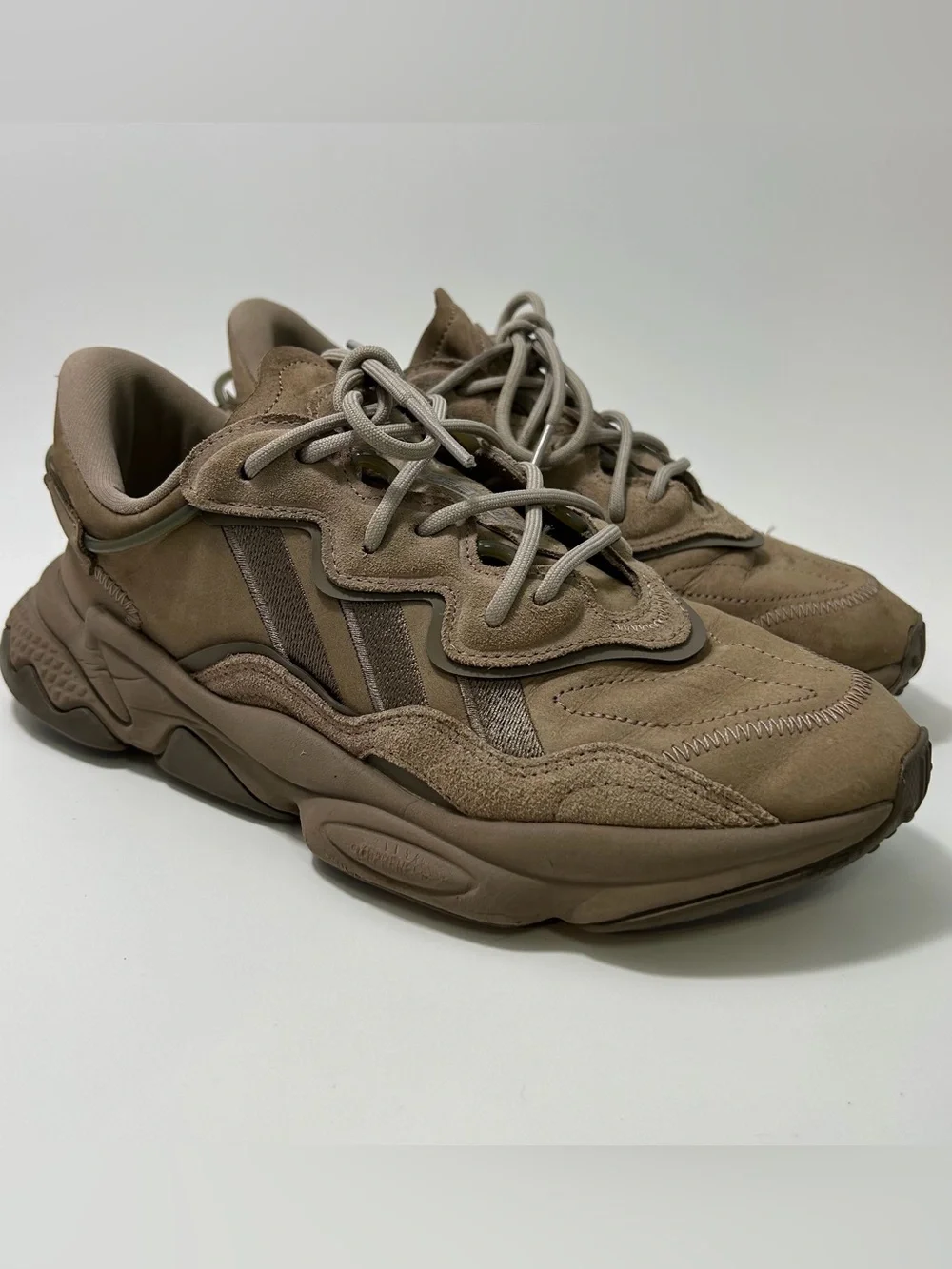 Adidas Originals Ozweego trainers Womens 9.5 